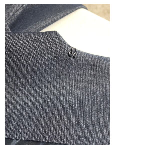 Tahari Blazer Womens Size 6 Ruffled Front Navy Blue Jacket Business Corp Blazer - Picture 4 of 8